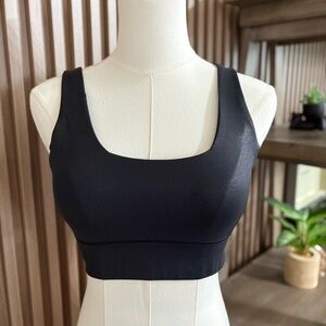IVL Collective Black Sports Bra – Size 4